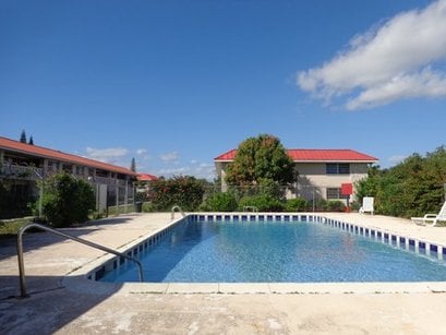 D7 Rumcay Villas, South Bahamia