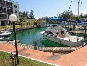 2 Bedroom Condo on Canal