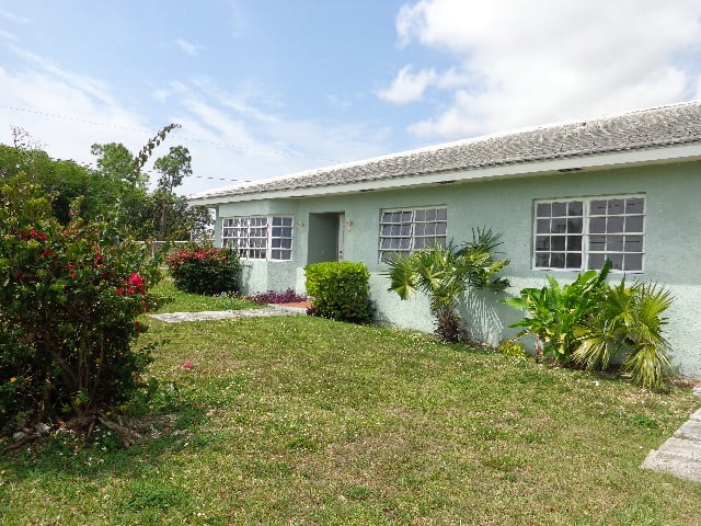 Spacious Rental in Fortune Point