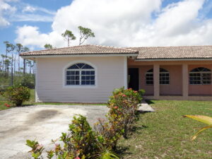 Spacious Lincoln Green Rental