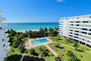 Elegant 2 Bedroom Beachfront Condo